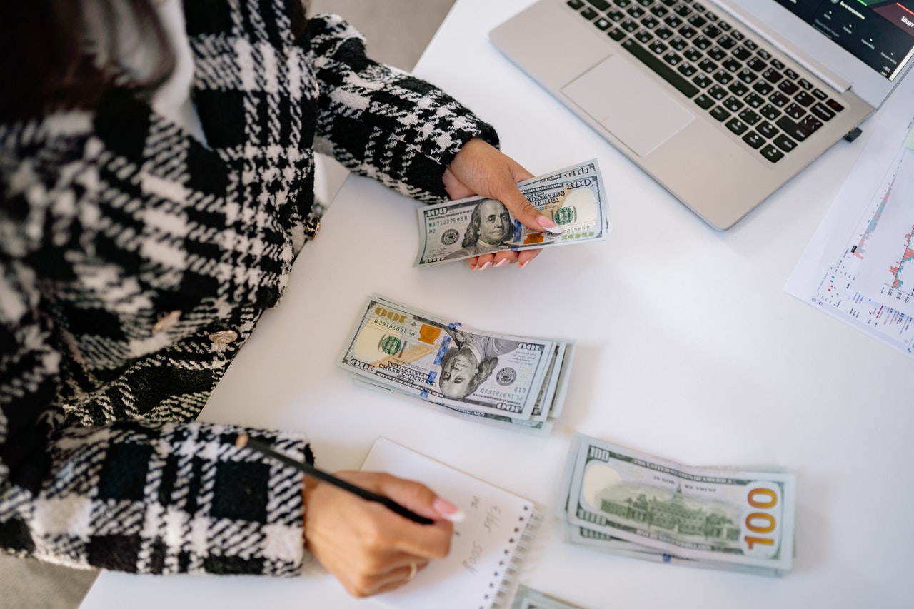 counting money